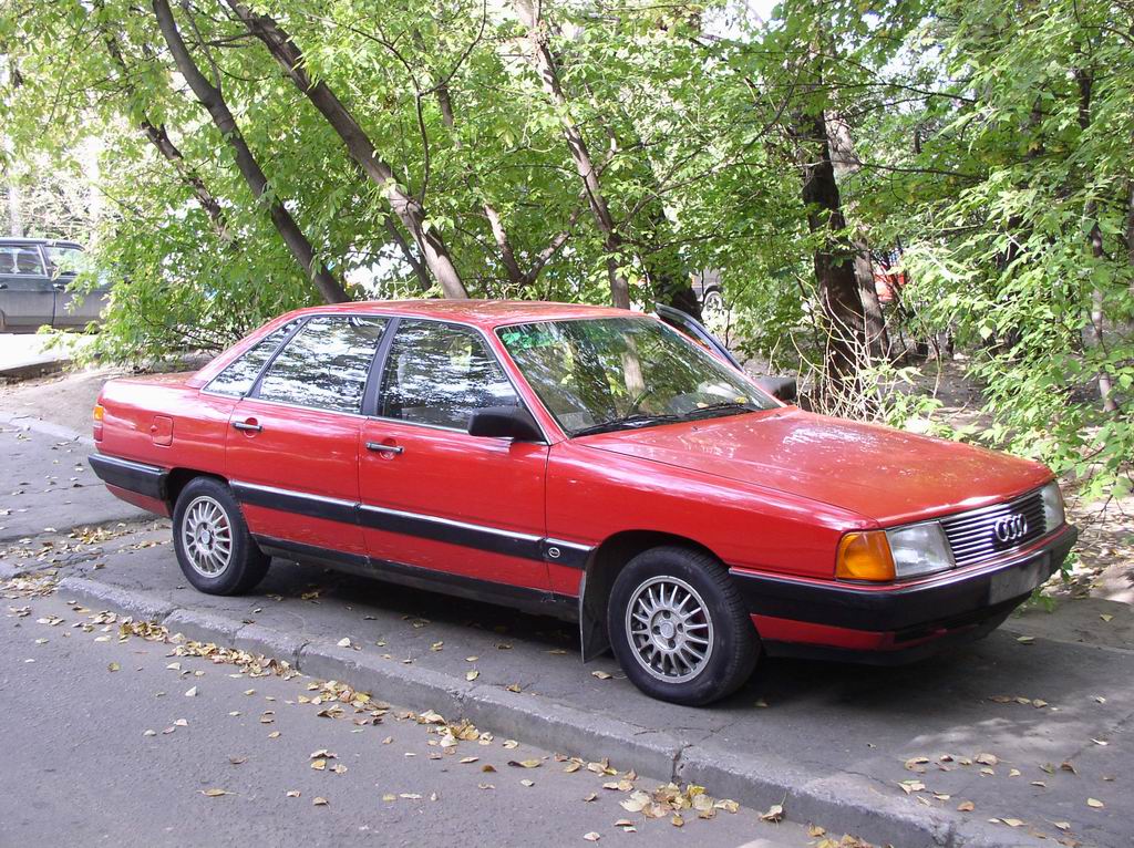 Audi 100/44 (1983-1988 years)