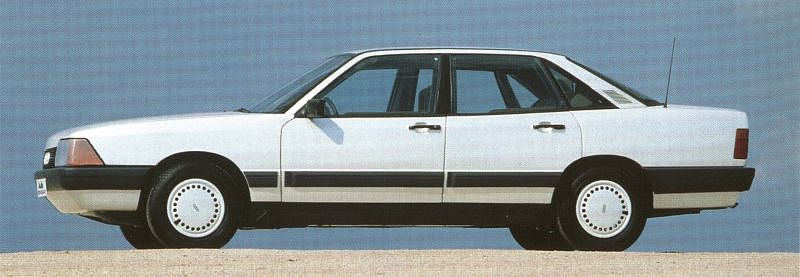 Audi 100 Type 44 - 1982