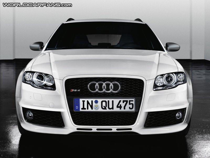 Audi RS4 styling package B&W