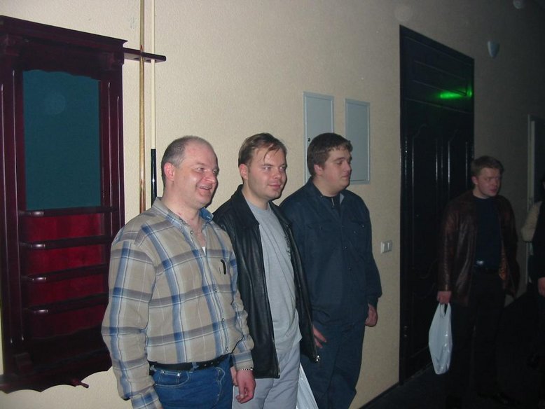 1630991QUE.jpg